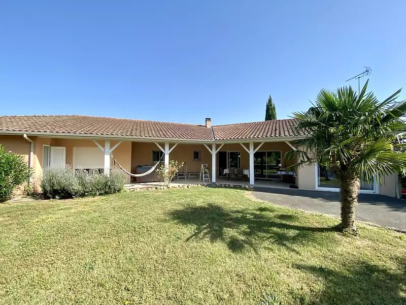 Maison, 232 m²