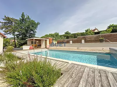 Maison, 250 m²