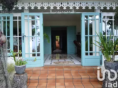 Maison, 280 m²