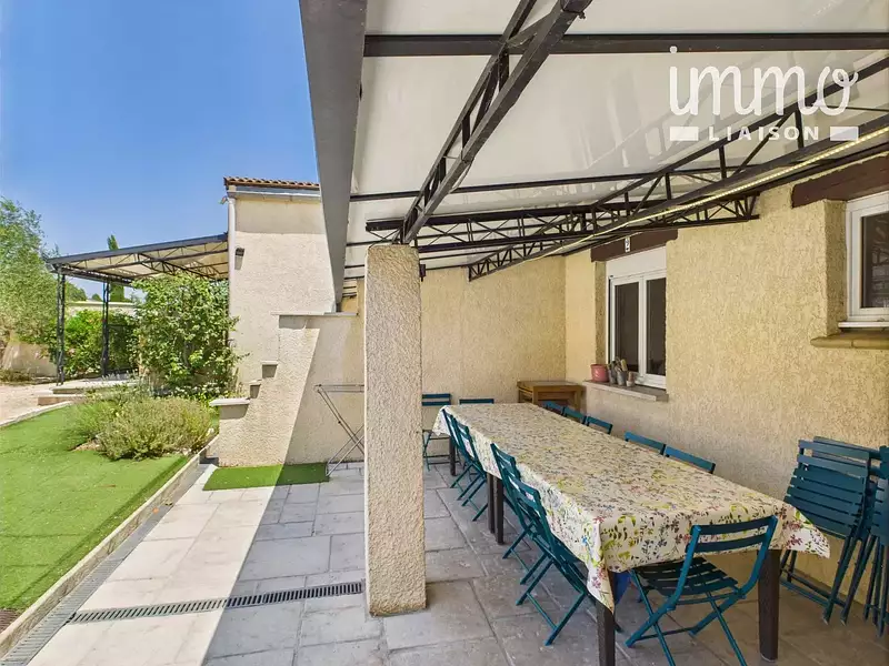 Maison, 250 m²