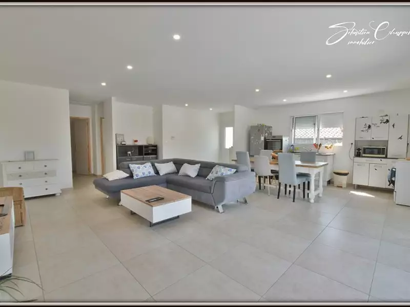 Maison, 98 m²