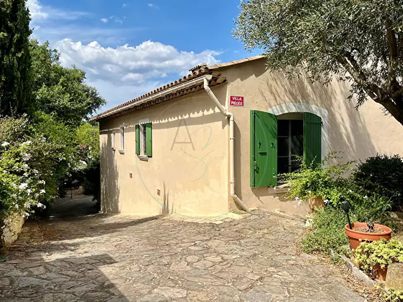 Maison, 200 m²