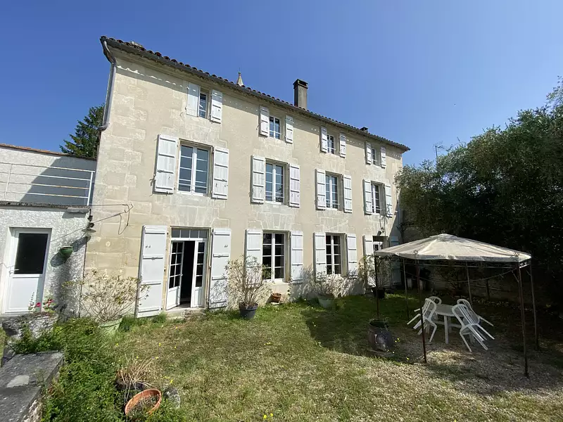 Maison, 165 m²