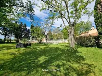 Maison, 239 m²