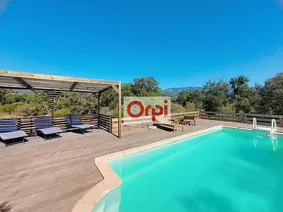 Maison, 156 m²
