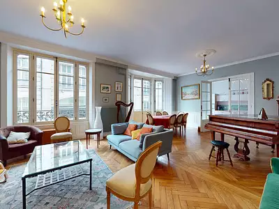 Appartement, 218 m²