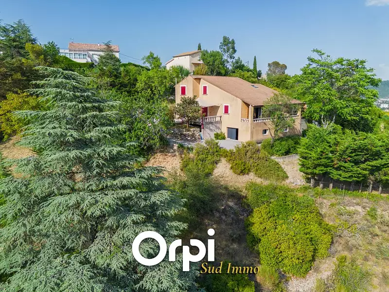 Maison, 139 m²