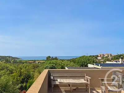 Maison, 246,6 m²