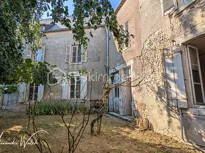 Maison, 270 m²