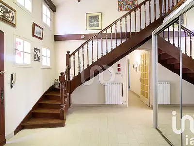Maison, 220 m²