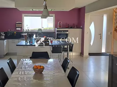 Maison, 170,62 m²