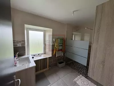 Maison, 163 m²