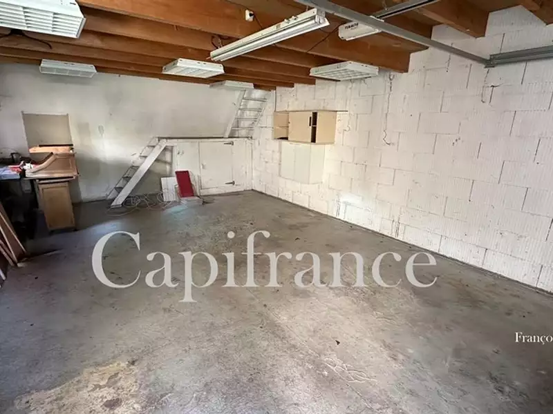 Maison, 176 m²