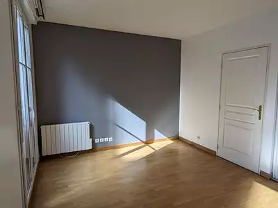181 000 € 4 986 €/m² Appartement • 36,3 m² • 1 pièce Le Perreux-sur-Marne (94170)