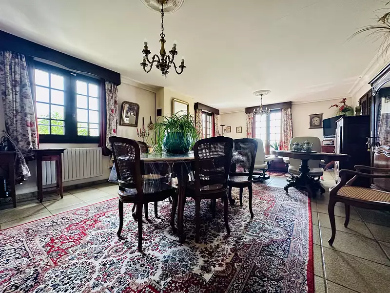 Maison, 170 m²