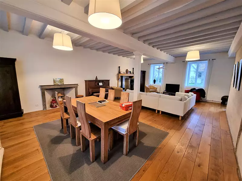 Maison, 220 m²