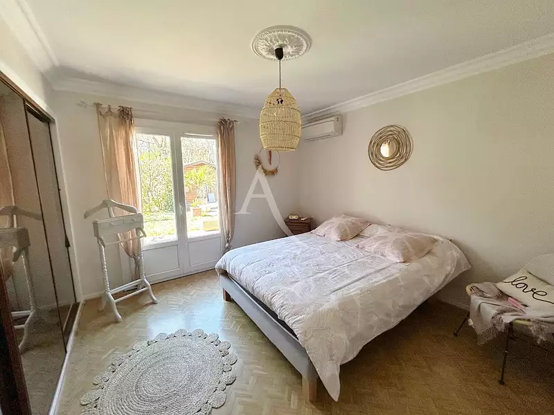 Maison, 160 m²