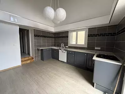 Maison, 248 m²