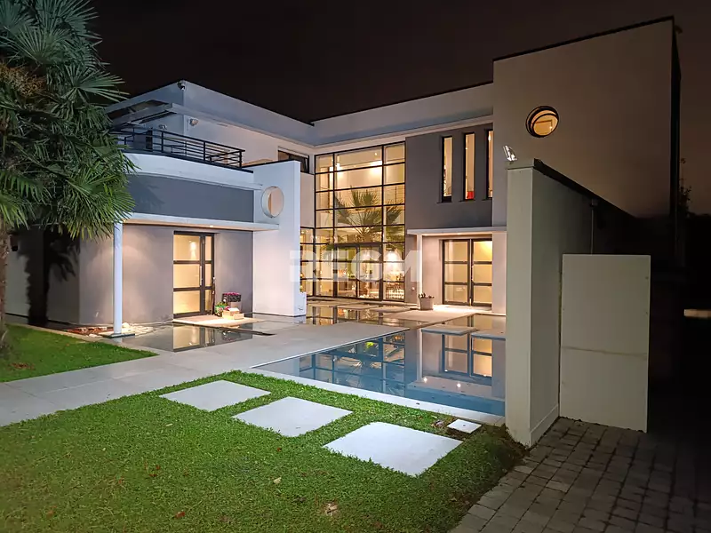 Maison, 430 m²