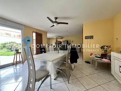 Maison, 128 m²