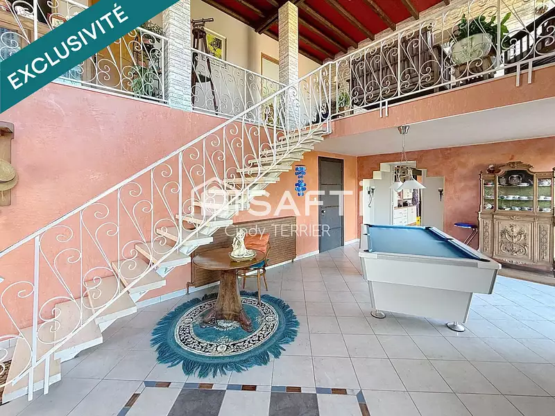 Maison, 182 m²