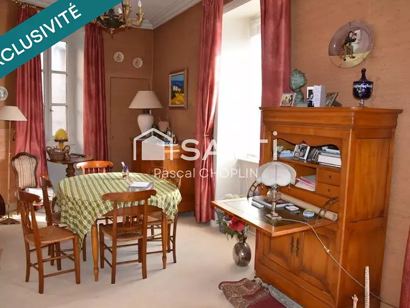Immeuble, 456 m²