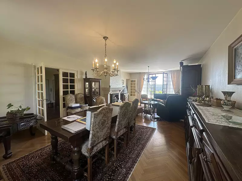 Maison, 280 m²
