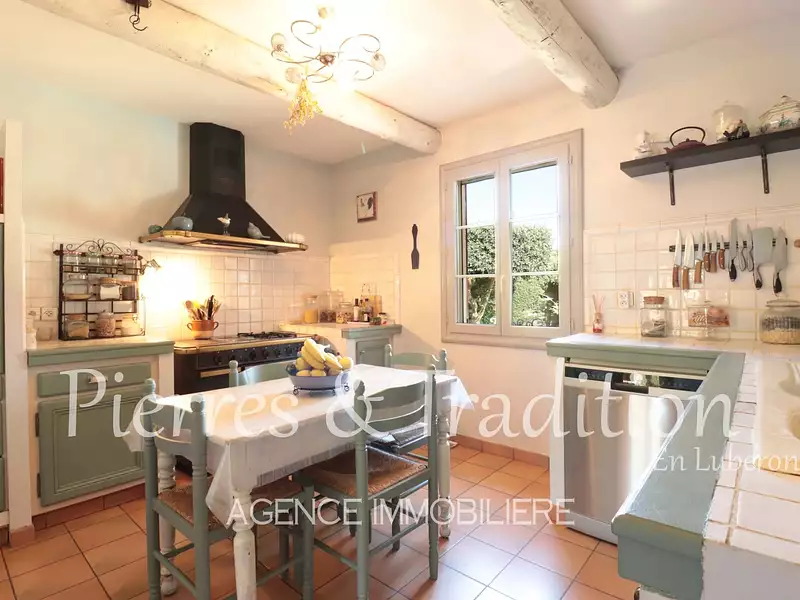Maison, 136 m²
