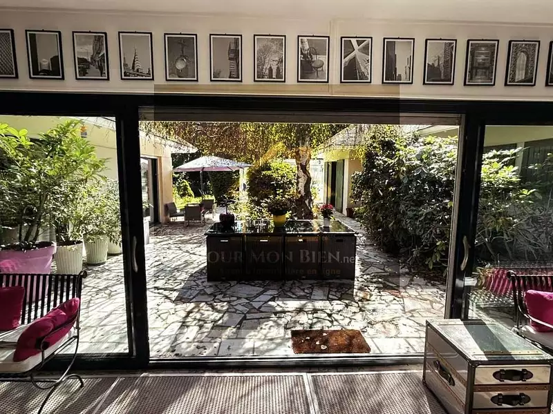 Maison, 227 m²