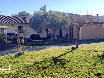 Maison, 250 m²