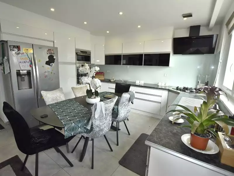 Maison, 148 m²