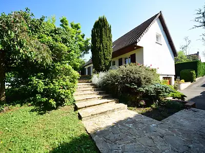 Maison, 168 m²