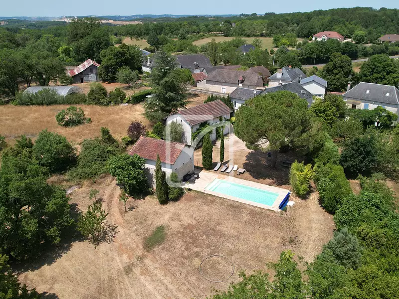 Maison, 250 m²