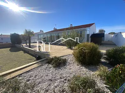 Maison, 99 m²