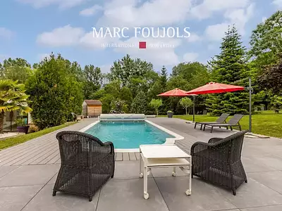Maison, 208 m²