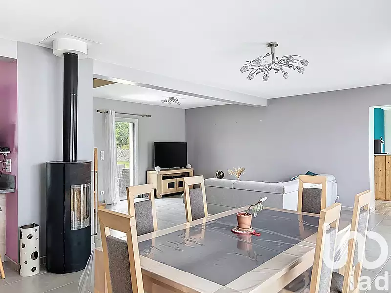 Maison, 210 m²