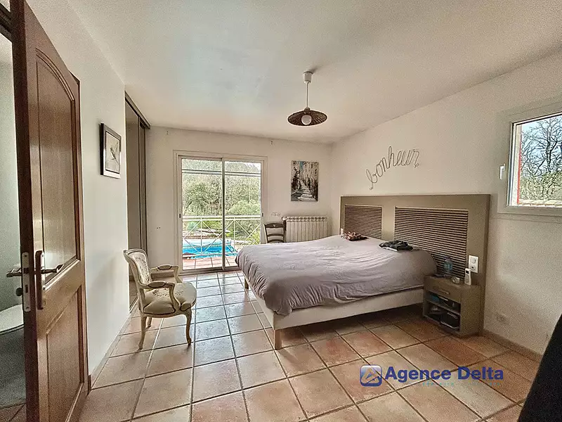 Maison, 170 m²