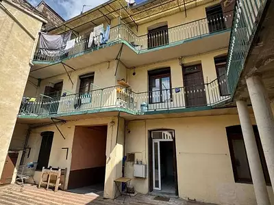 Immeuble, 374 m²