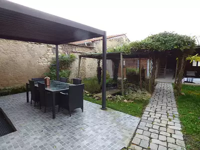 Maison, 266 m²