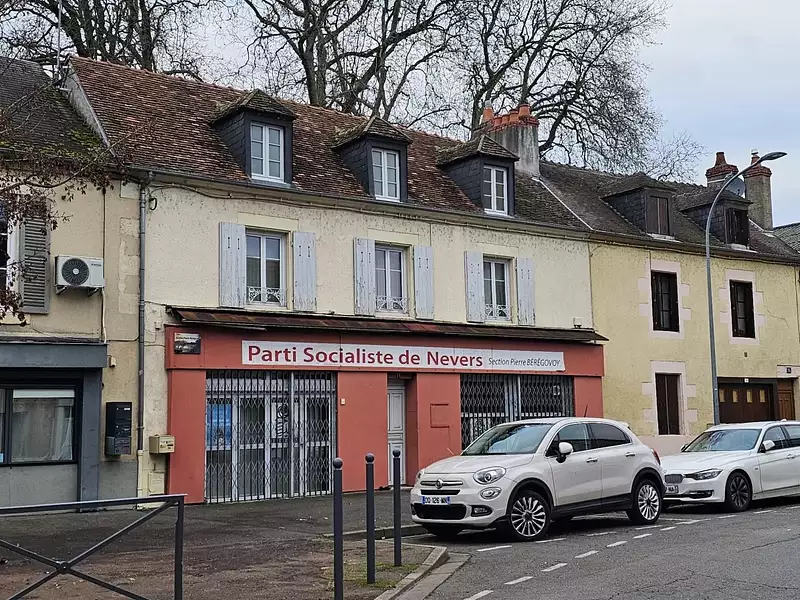 Immeuble, 217 m²