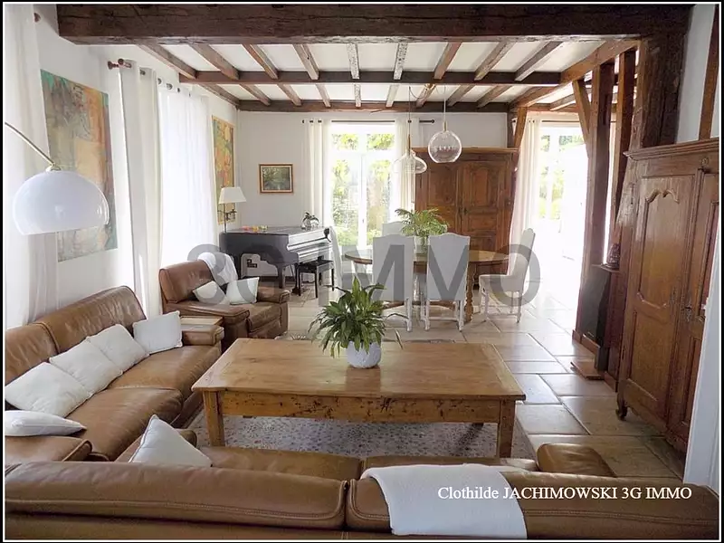 Maison, 302 m²