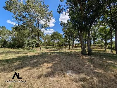 Terrain, 3 300 m²