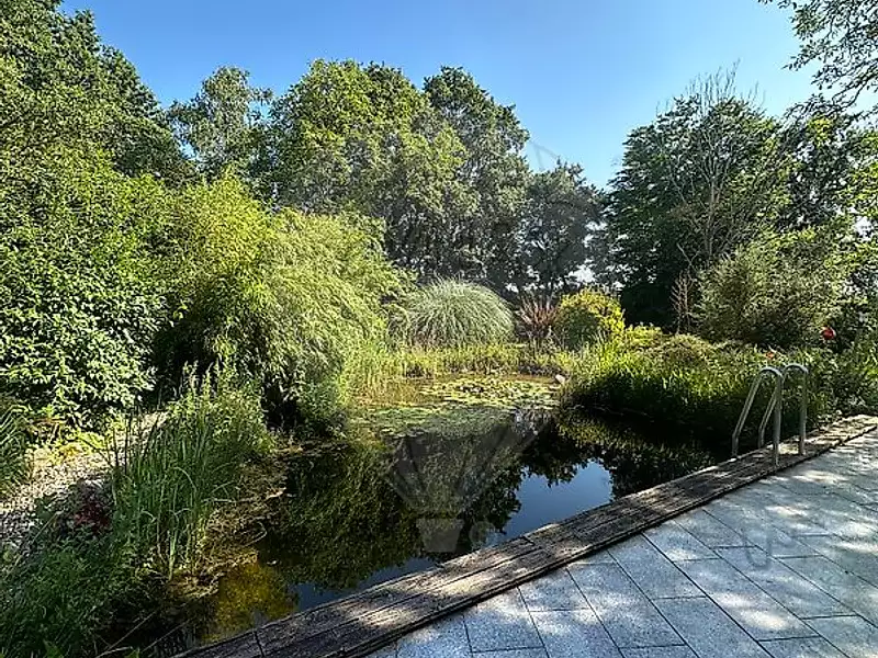 Maison, 247 m²