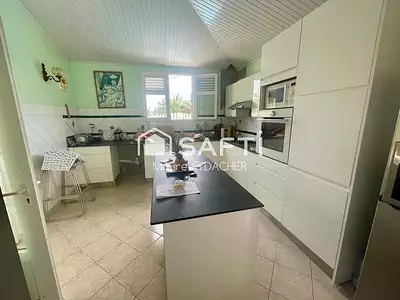 Maison, 145 m²
