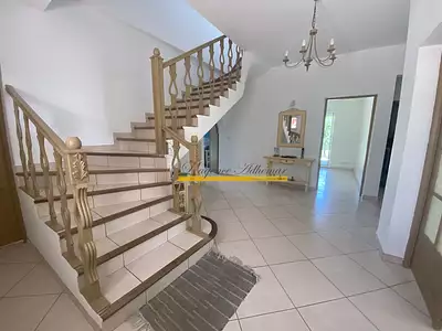 Maison, 174 m²