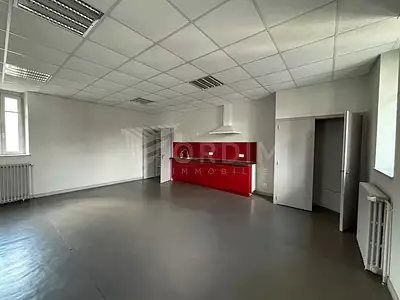 Maison, 1 142,1 m²