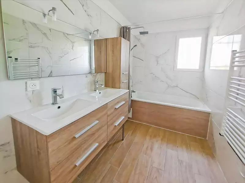 Maison, 115 m²