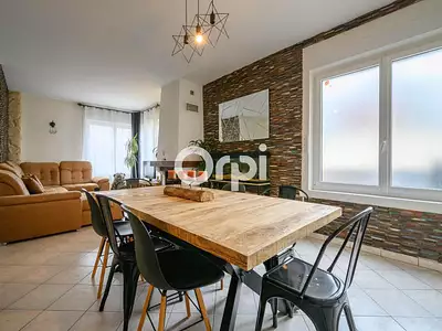 Maison, 102 m²
