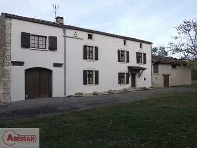 Maison, 220 m²