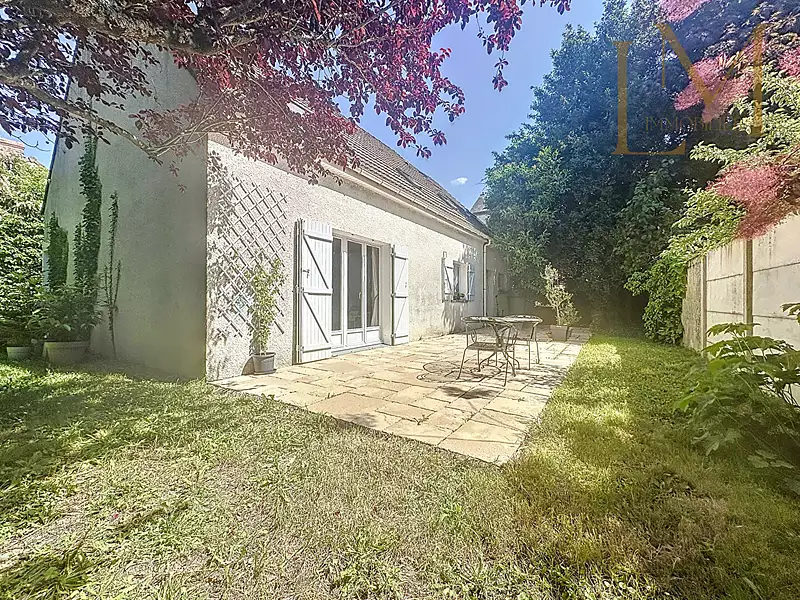 Maison, 160 m²